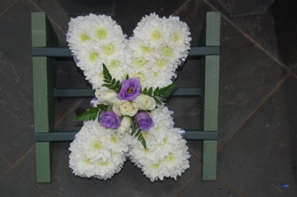 Funeral tributes | Funeral flowers | Floral tributes